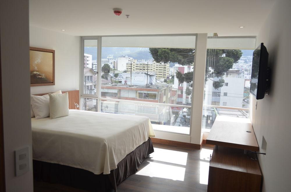 Best Western Hotel Zen Quito Esterno foto