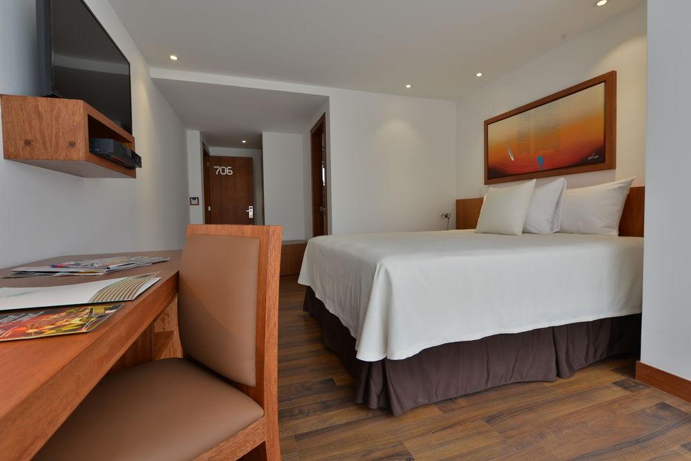 Best Western Hotel Zen Quito Esterno foto