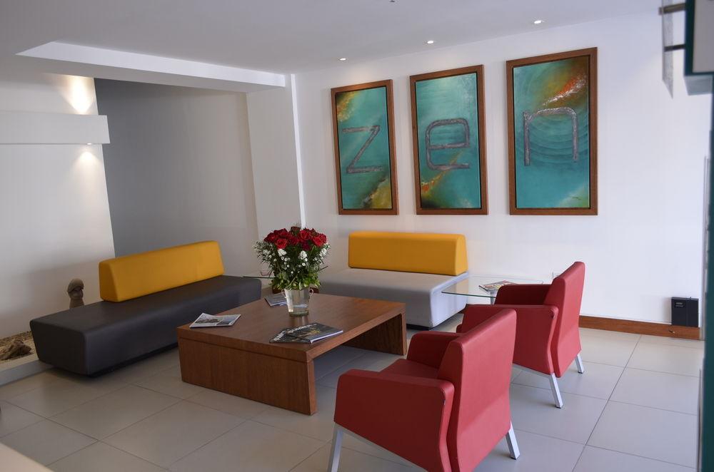 Best Western Hotel Zen Quito Esterno foto